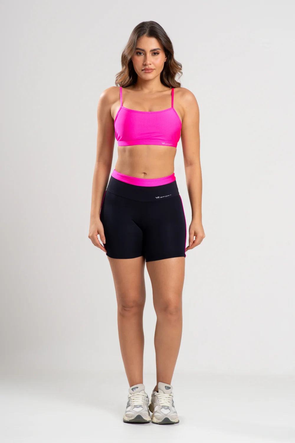 Conjunto Fitness Short com detalhe em Vivo Rosa e Top Rosa Frente Unica