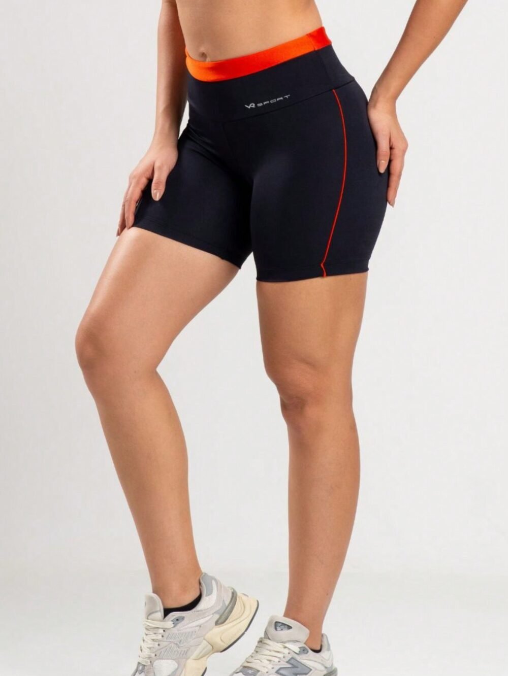 Short Fitness com detalhe em Vivo Laranja